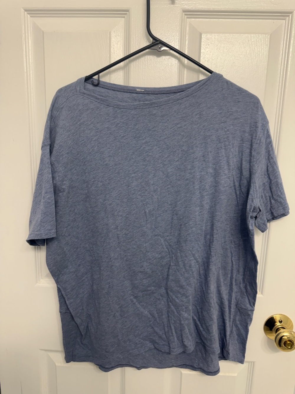 lululemon athletica Women’s Light Heather blue/Gray Short Sleeve Tee